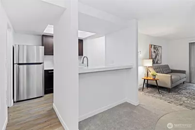 14515 NE 32nd Street #H104, Bellevue, WA 98007 - Photo 14
