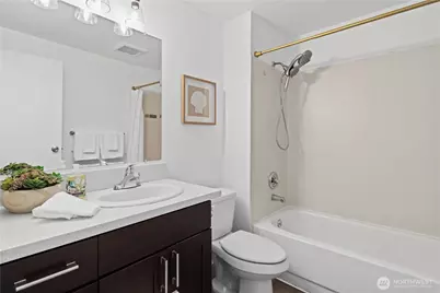 14515 NE 32nd Street #H104, Bellevue, WA 98007 - Photo 18