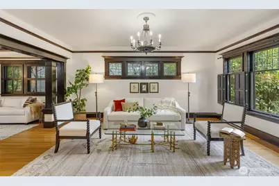 1000 15th Avenue E, Seattle, WA 98112 - Photo 2