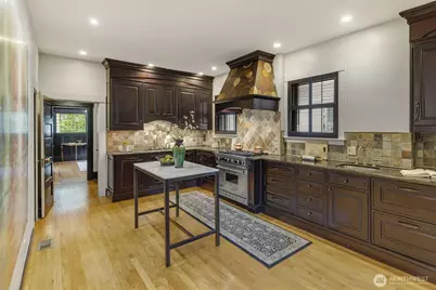 1000 15th Avenue E, Seattle, WA 98112 - Photo 14