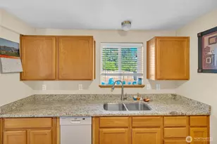 460 Meadow Ln, Napavine, WA 98532 - Photo 8