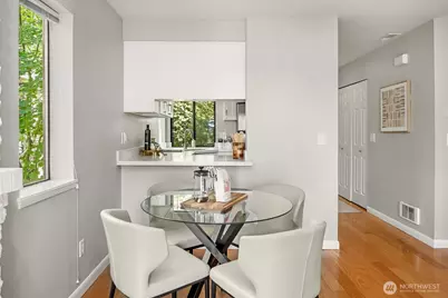 406 10th Street #C202, Kirkland, WA 98033 - Photo 8