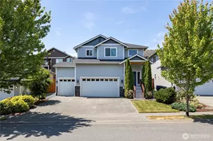 1420 E Gateway Heights Loop, Sedro Woolley, WA 98284 - Photo 2