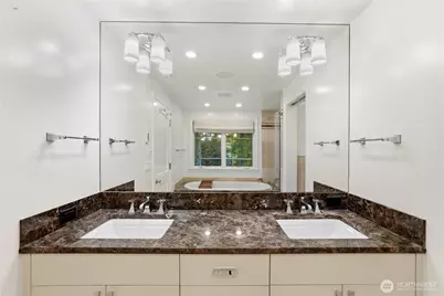 37 Tatoosh Ky, Bellevue, WA 98006 - Photo 22