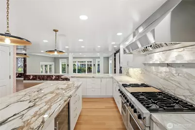 37 Tatoosh Ky, Bellevue, WA 98006 - Photo 14