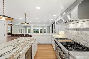 37 Tatoosh Ky, Bellevue, WA 98006 - Photo 14