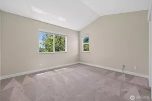 722 E 18th St, La Center, WA 98629 - Photo 18
