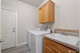 722 E 18th St, La Center, WA 98629 - Photo 14