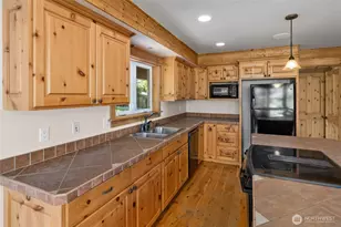 712 S A St, Roslyn, WA 98941 - Photo 8