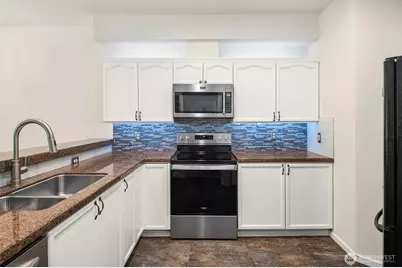 12113 NE 172nd Place #J202, Bothell, WA 98011 - Photo 6