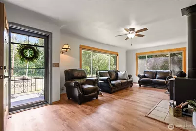 9281 Stein Road, Custer, WA 98240 - Photo 4
