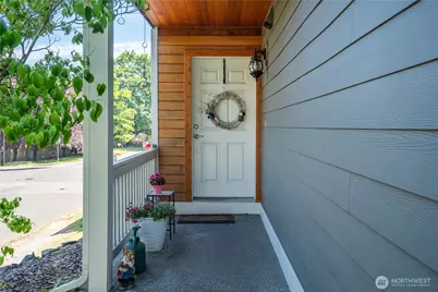 10906 181st Avenue Pl E, Bonney Lake, WA 98391 - Photo 2