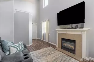 10906 181st Ave Pl E, Bonney Lake, WA 98391 - Photo 4