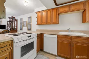 8111 58th Ave SE, Olympia, WA 98513 - Photo 4