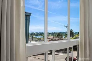 756 N 72nd St, Seattle, WA 98103 - Photo 16