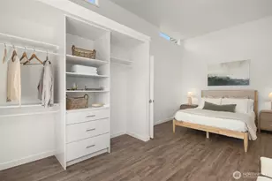 756 N 72nd St, Seattle, WA 98103 - Photo 14