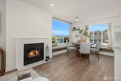 756 N 72nd Street #204, Seattle, WA 98103 - Photo 2