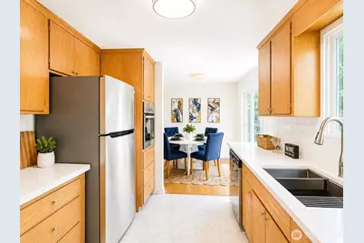 11253 12th Avenue S, Seattle, WA 98168 - Photo 6