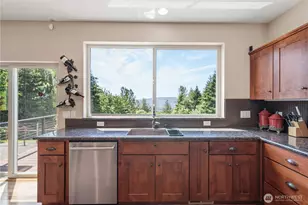 251 Beasley Rd, Kelso, WA 98626 - Photo 8