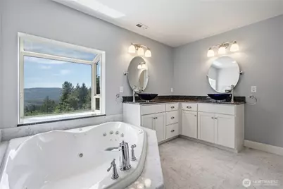 251 Beasley Road, Kelso, WA 98626 - Photo 20