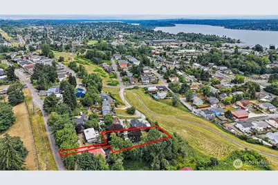 9656 Beacon Avenue S, Seattle, WA 98118 - Photo 30
