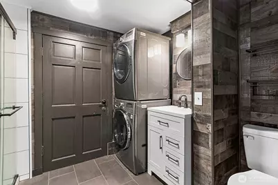 9656 Beacon Avenue S, Seattle, WA 98118 - Photo 20