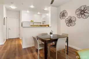 2415 2nd Ave, Seattle, WA 98121 - Photo 10