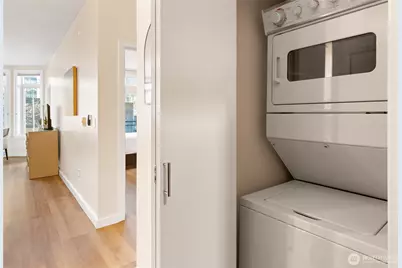 2415 2nd Avenue #432, Seattle, WA 98121 - Photo 16