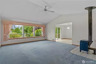1614 Poplar Ln, Camano Island, WA 98282 - Photo 10