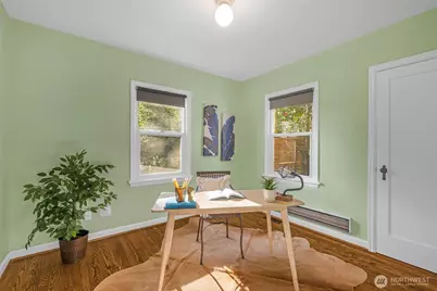 2301 Delmar Drive E, Seattle, WA 98102 - Photo 14