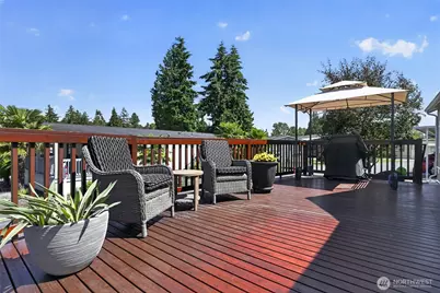 2101 S 324th Street, Federal Way, WA 98003 - Photo 2