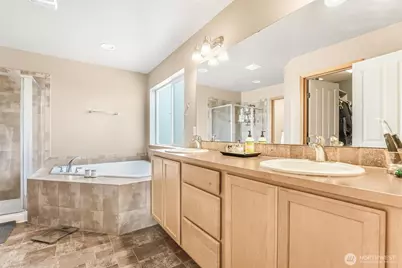 28610 227th Avenue SE, Maple Valley, WA 98038 - Photo 20