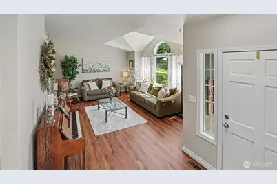 15532 156th Court SE, Renton, WA 98058 - Photo 6