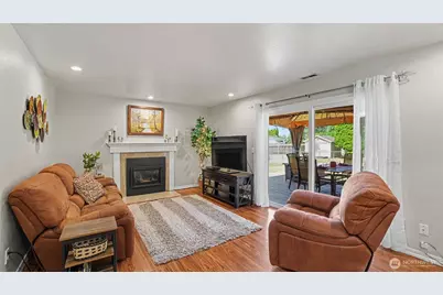 15532 156th Court SE, Renton, WA 98058 - Photo 22