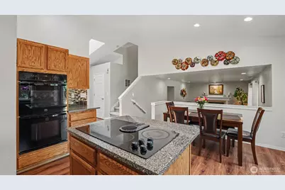 15532 156th Court SE, Renton, WA 98058 - Photo 16