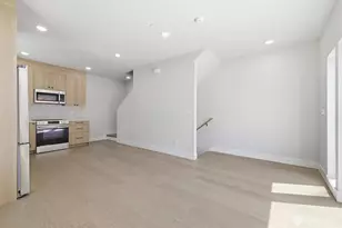 1401 29th Ave, Seattle, WA 98122 - Photo 6