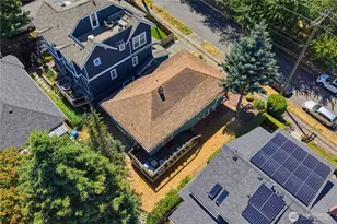 2204 3rd Ave W, Seattle, WA 98119 - Photo 34