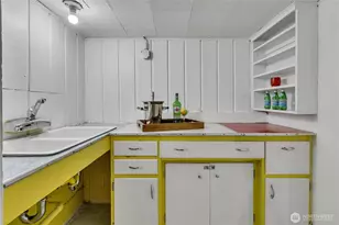 2204 3rd Ave W, Seattle, WA 98119 - Photo 24