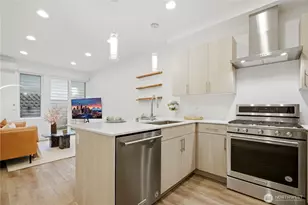 14013 Greenwood Ave N, Seattle, WA 98133 - Photo 8