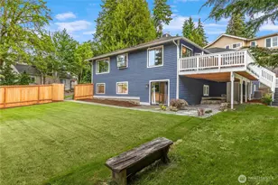 8227 NE 166th St, Kenmore, WA 98028 - Photo 2
