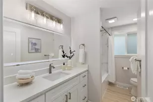 12625 NE 133rd Pl, Kirkland, WA 98034 - Photo 16