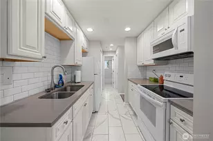 809 N 6th St, Renton, WA 98057 - Photo 28