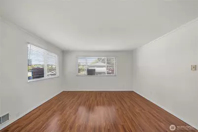809 N 6th Street, Renton, WA 98057 - Photo 12