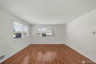 809 N 6th St, Renton, WA 98057 - Photo 12