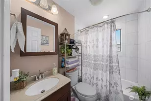 809 N 6th St, Renton, WA 98057 - Photo 38