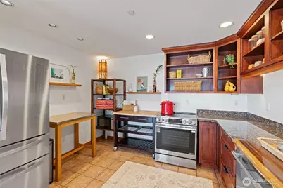 15 N Salmon Beach, Tacoma, WA 98407 - Photo 10