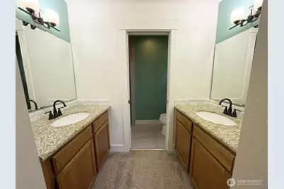 20611 SE 135th Street, Issaquah, WA 98027 - Photo 14