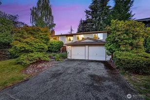 12705 SE 74th St, Newcastle, WA 98056 - Photo 1