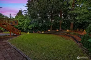 12705 SE 74th St, Newcastle, WA 98056 - Photo 4