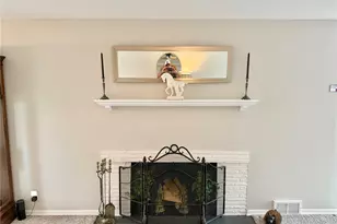 707 W Bertona St, Seattle, WA 98119 - Photo 12